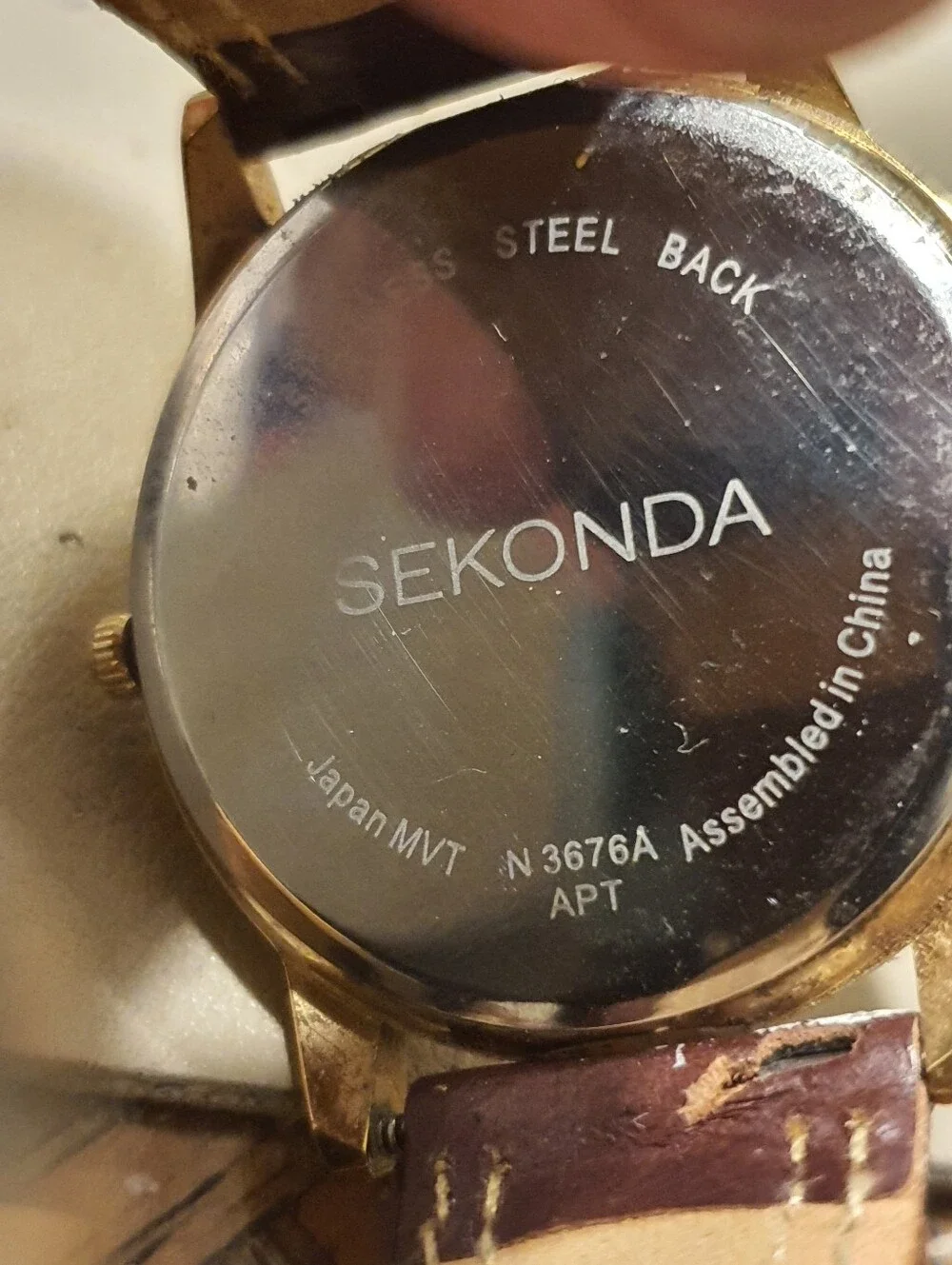 10/$20 Sekonda Goldtone White Leather Roman Numerals Men's Watch w/Date